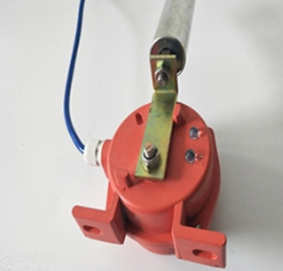 KLT1-1-2提升机皮带纠偏开关、KP11-12-30跑偏开关生产厂家